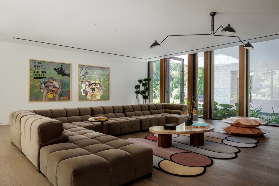 ©Jeanne Canto + Kris Tamburello