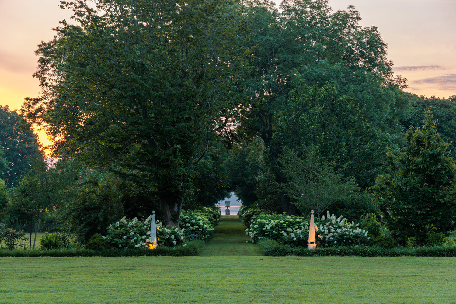 ©Alon Koppel, Courtesy of Jean-Marc Flack ©Alon Koppel, Courtesy of Jean-Marc Flack