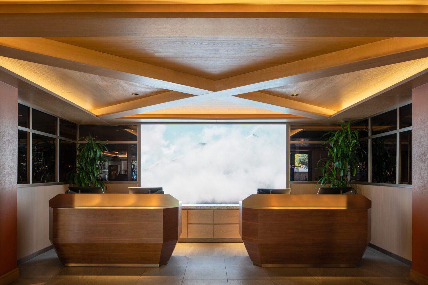 Limelight Hotel, Aspen, CO <br /> Courtesy of Stonehill Taylor Limelight Hotel, Aspen, CO <br /> Courtesy of Stonehill Taylor